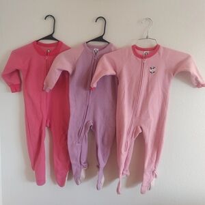 Gerber 3T Girl 3 Set Pink/Purple Sleepers Good Used Condition Zip Up